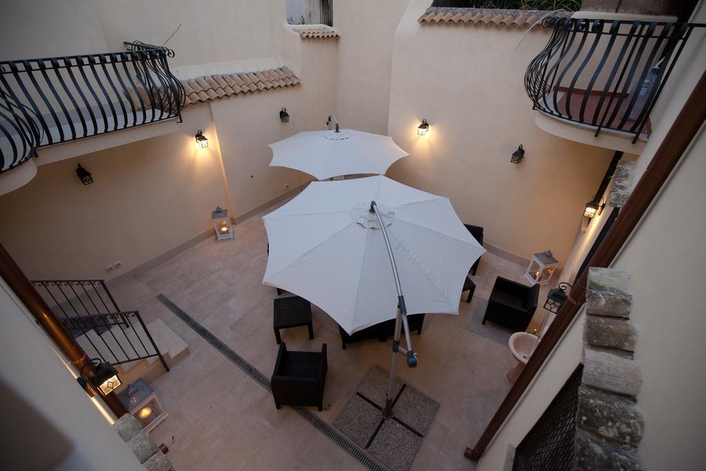 Italiana Resort Maniace Syracuse Exterior photo